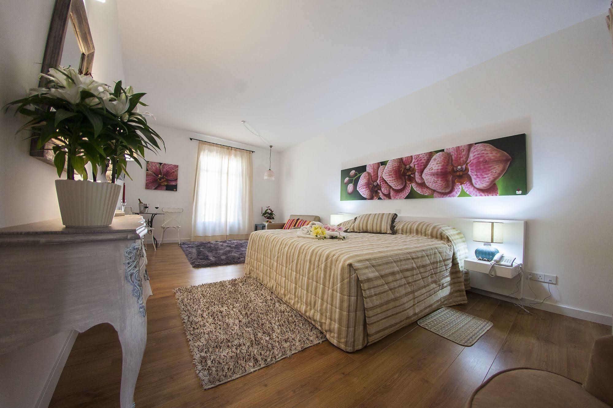 Operetta House Apartment Larnaca Exterior photo